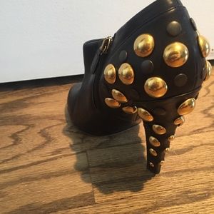 GUCCI Black Leather Babouska Stud Booties